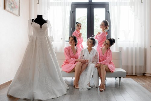 Ladies/Bridal Attire